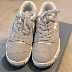 New Balance 550! Excellent condition, worn once!